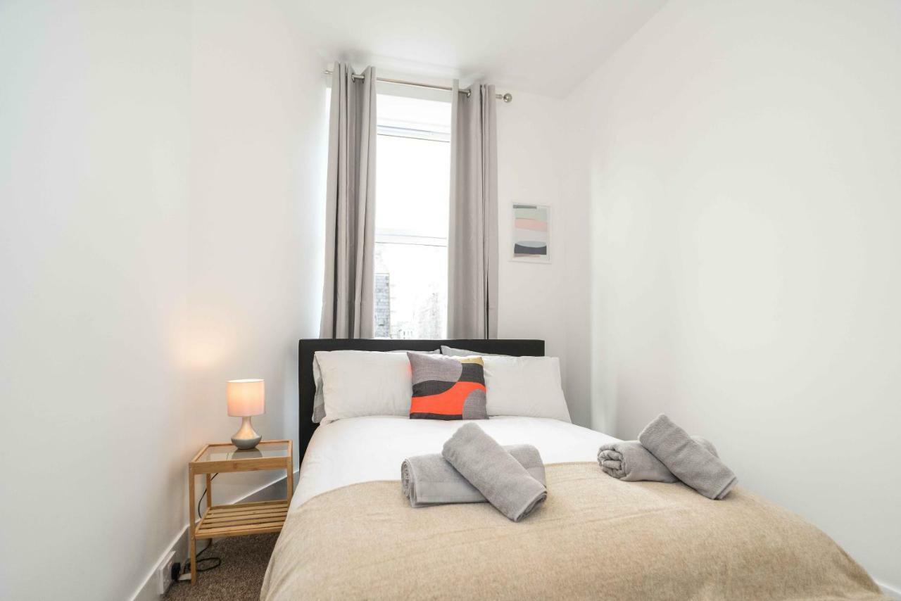 Stafford Modern Apartment 阿伯丁 外观 照片