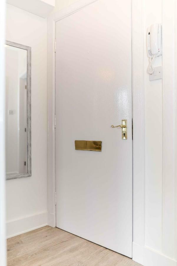 Stafford Modern Apartment 阿伯丁 外观 照片